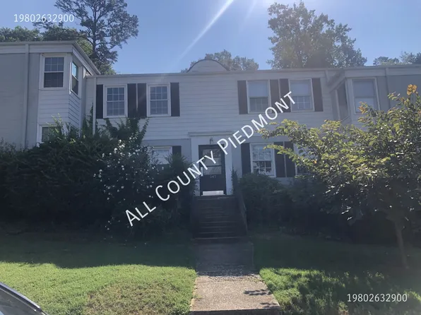 547 Wakefield Dr APT A, Charlotte, NC 28209