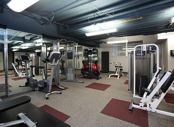 5th image of 3883 Turtle Creek Blvd APT 810