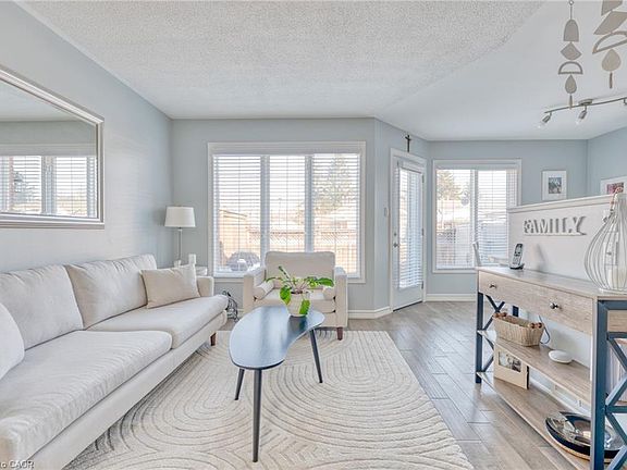 5th image of 175 Fiddlers Green Rd #3