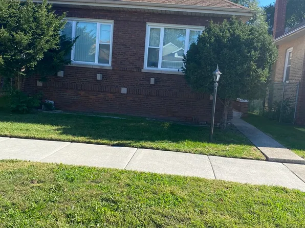 8139 S Blackstone Ave, Chicago, IL 60619