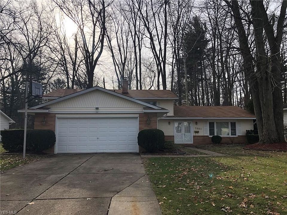 1st image of 28011 Gardenia Dr