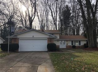 28011 Gardenia Dr, North Olmsted, OH 44070