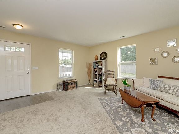 3rd image of 14328 108th Avenue Ct E
