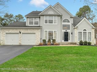 221 Lake Rd, Brick, NJ 08724