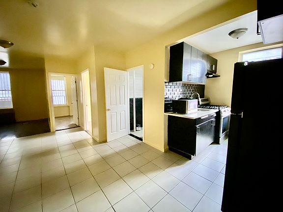 5th image of 1243 Atlantic Ave #2F