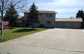 1st image of 760 La Crosse Dr