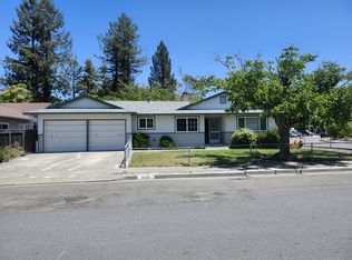 1628 Mariposa Dr, Santa Rosa, CA 95405