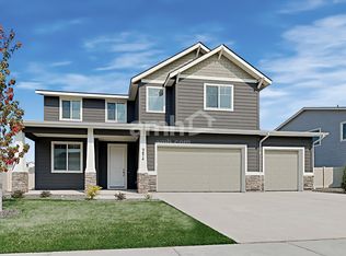 9474 W Hidden Stream St, Star, ID 83669