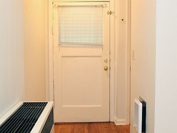 5th image of 2354-2362 SW Cactus Dr #9