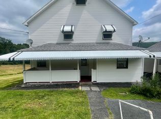 356 Jefferson St, Simpson, PA 18407