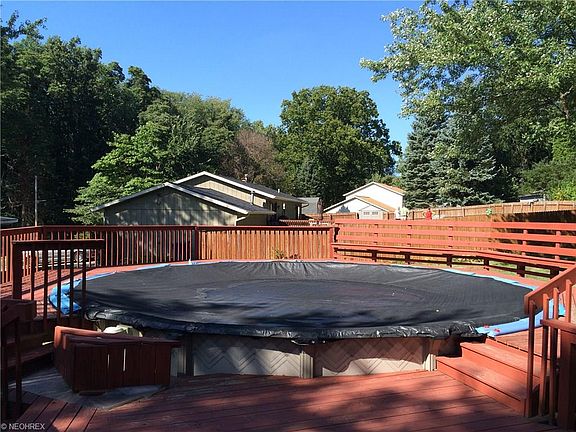 5th image of 43 W Bellisle Dr