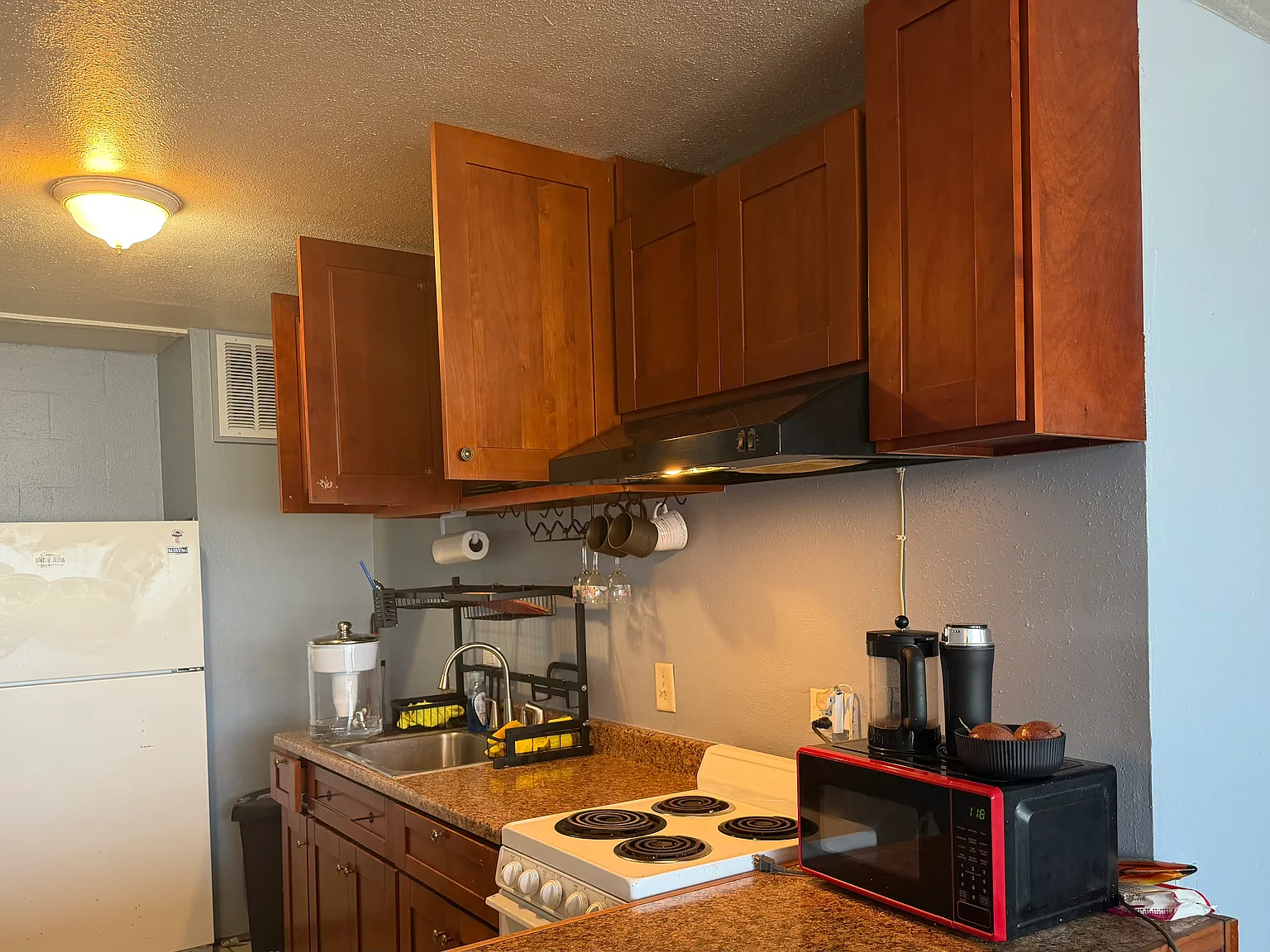 2 bed, 1.5 bath, 787 sqft, $2,350 — Photo 3