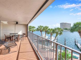 1700 S Bayshore Ln APT 3B, Miami, FL 33133