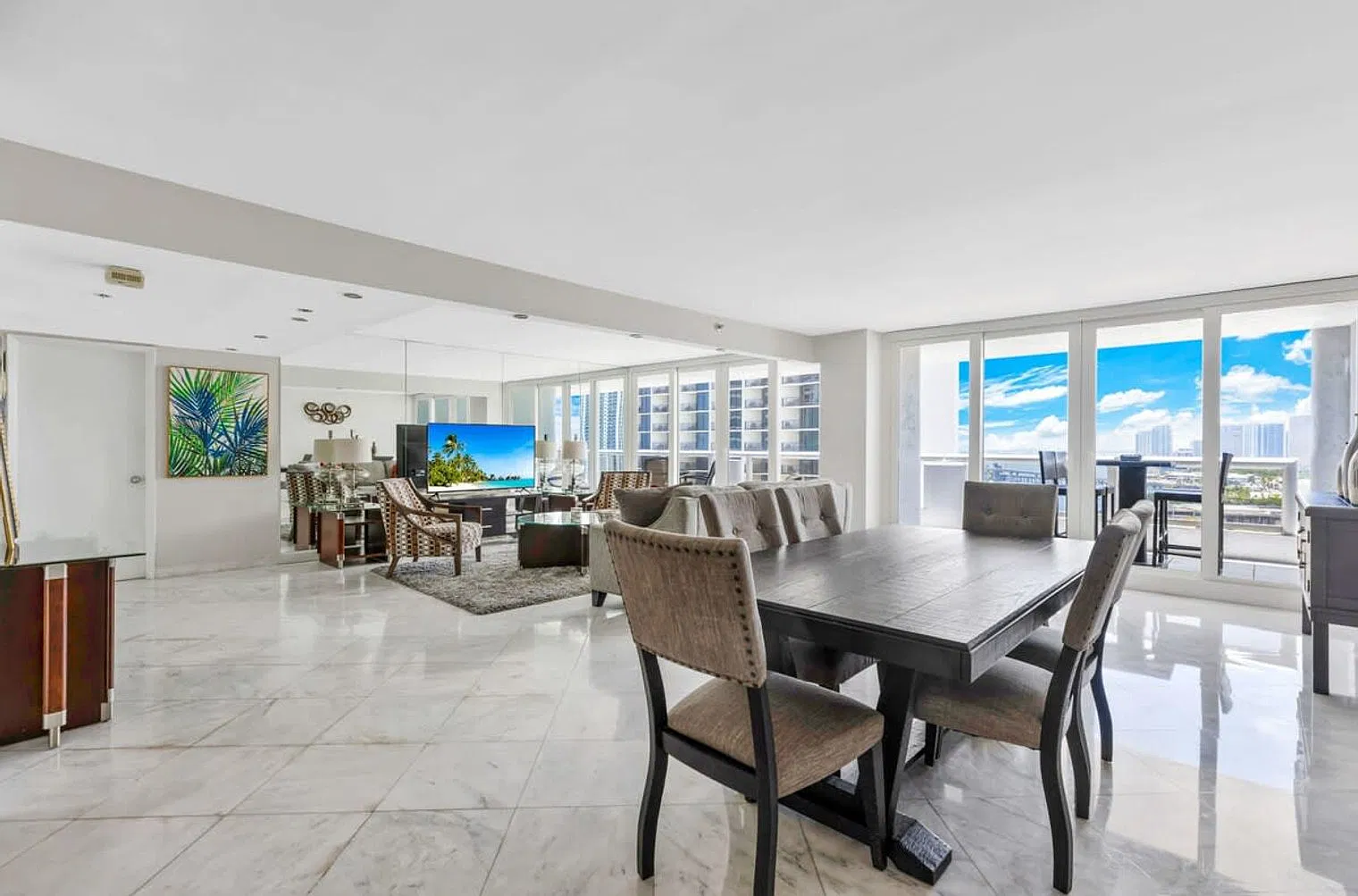 2 bed, 2.0 bath, 1506 sqft, $6,188 — Photo 4