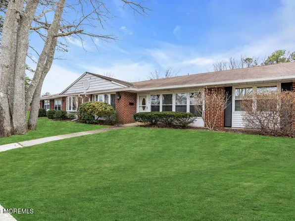 1057 Argyll Circle #B, Lakewood, NJ 08701
