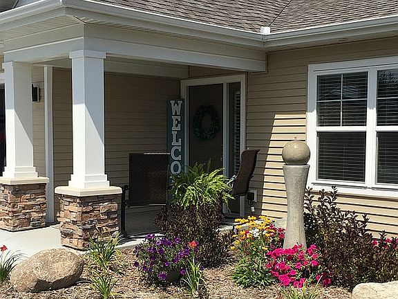 4th image of 11473 S Lake Dr Unit 160