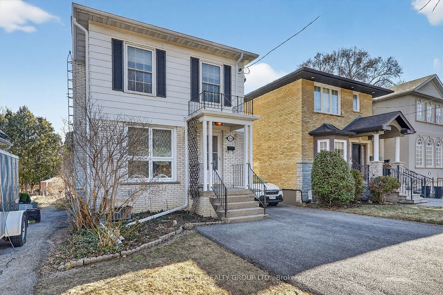35 Roxaline St photo 1