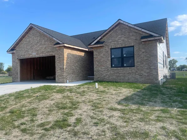 16250 Guest Ct, Roseville, MI 48066