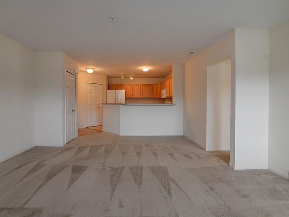 4th image of 1209 Joyce Ln