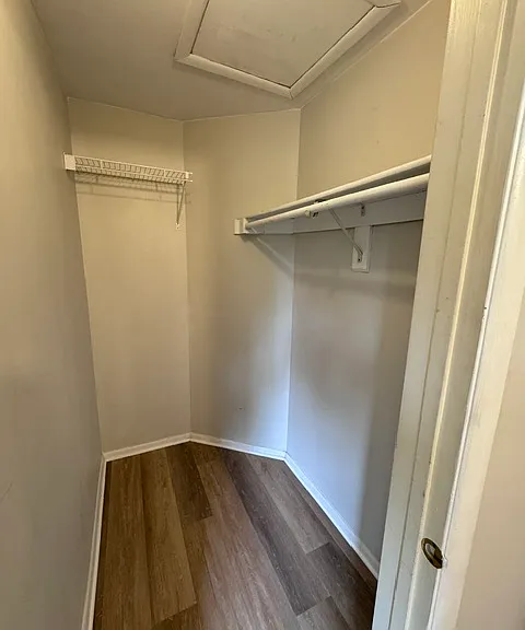 2910 Byron Ct — Photo 13