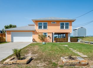 630 Copano Cove Rd, Rockport, TX 78382