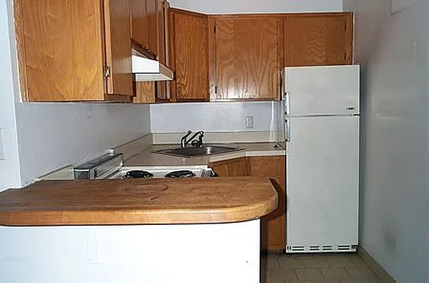 Rented by City Limits Real Estate | media 20