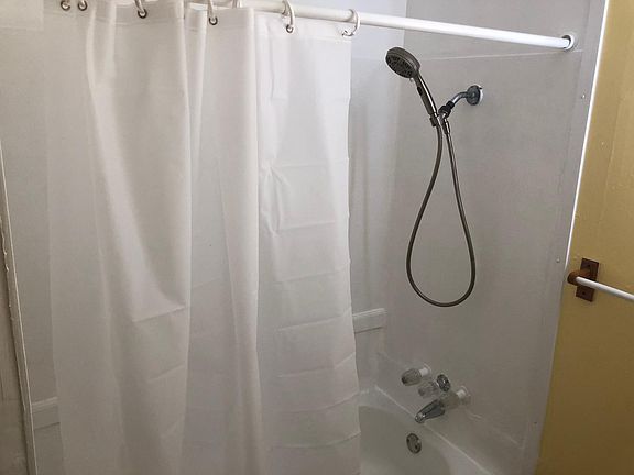 2nd image of 10989 Thompson Dr