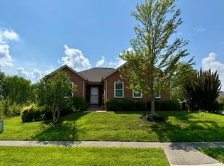 2002 Redbud Dr, Hamilton, OH 45013