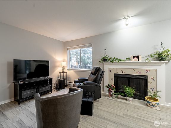 5th image of 15415 35th Avenue W #F204