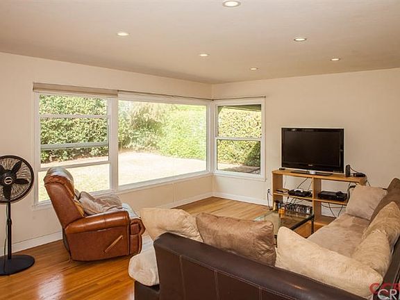 4th image of 535 Ellen Way