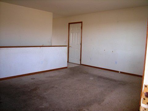 2nd image of 903 Greenwood Ct
