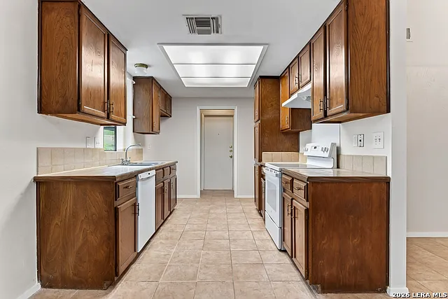 7247 Enchanted Flame St — Photo 10