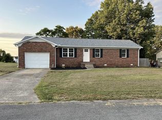 1013 Pine Ln, Mayfield, KY 42066