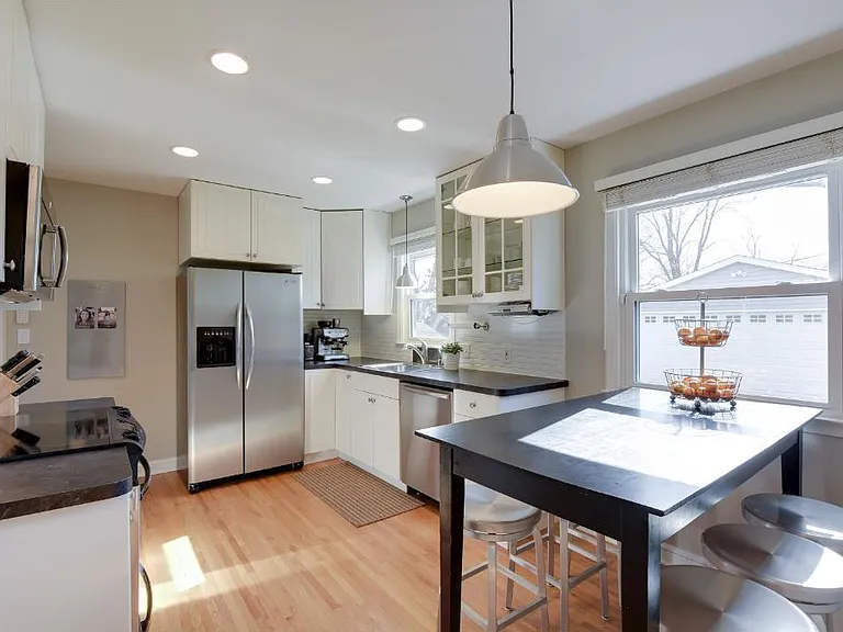5928 Kellogg Ave — Photo 5