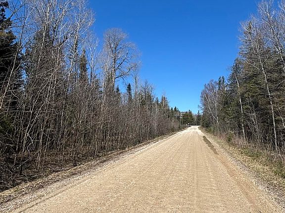 3rd image of S Flower Bay Rd