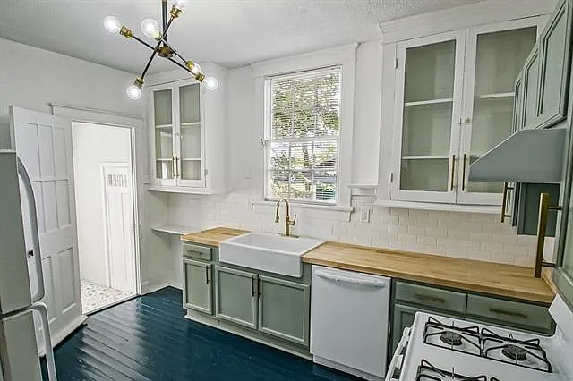 2109 A P Tureaud Ave — Photo 12