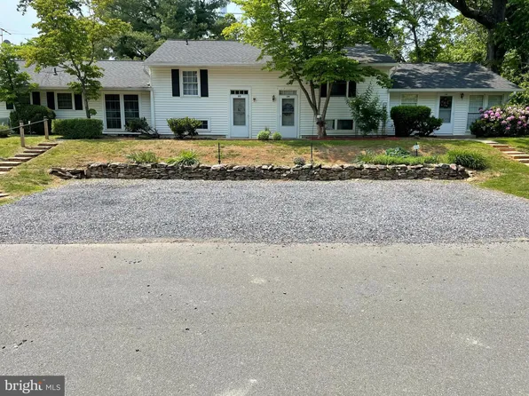 216 Maple St, Middleburg, VA 20117