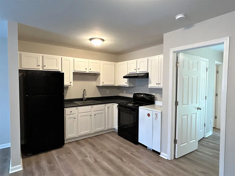 1850 Lowell Bethesda Rd #11 — Photo 8