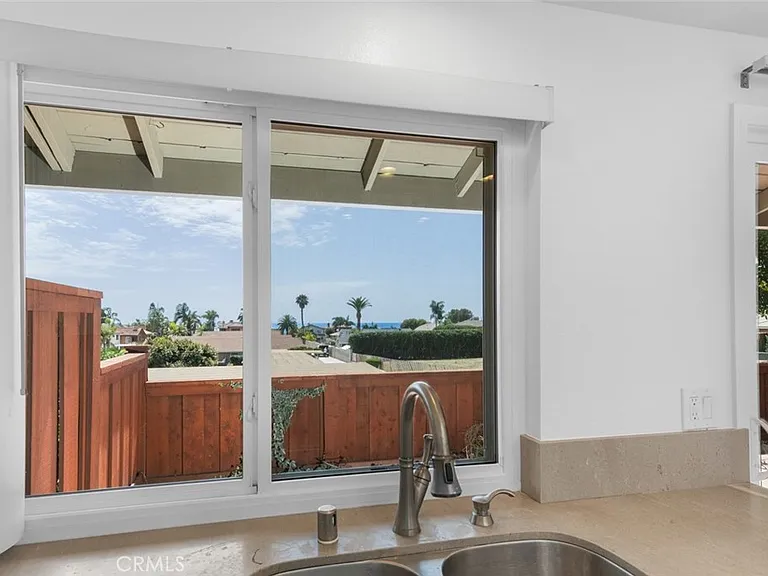 3331 Calle La Veta — Photo 17