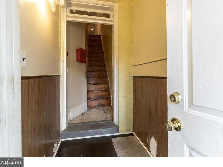 30 N 50th St #3 — Photo 5