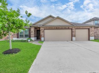 34 Royal Rose Dr, Manvel, TX 77578