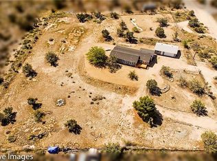 9625 Wintergreen Rd, Pinon Hills, CA 92372