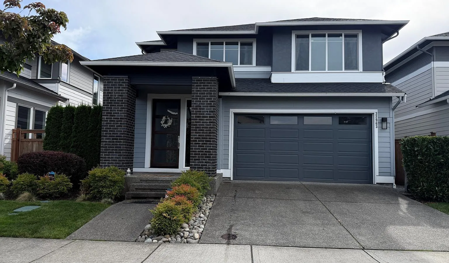4 bed, 2.5 bath, 3007 sqft, $4,100 — Photo 2