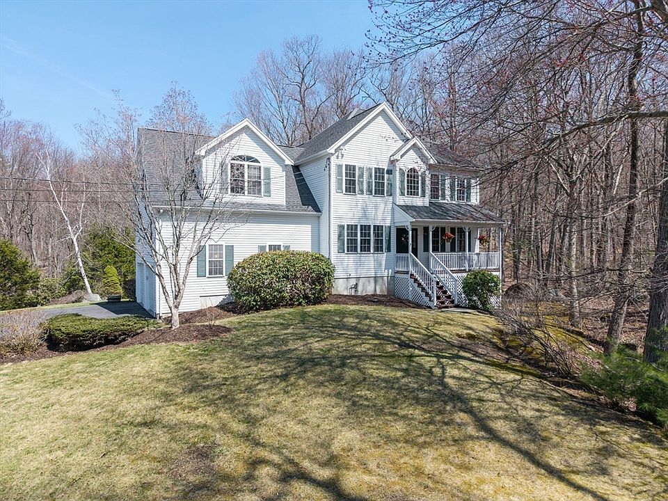 1st image of 6 Field Pond Rd