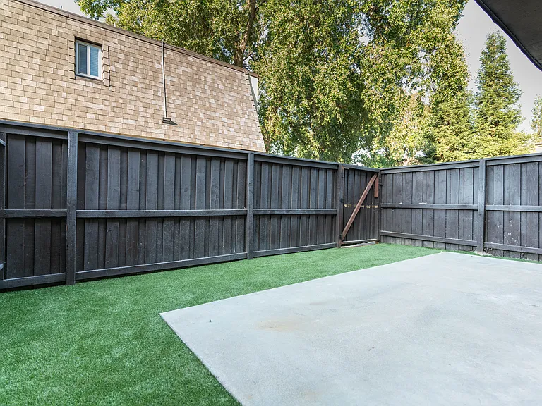 4938 Pasadena Ave — Photo 37