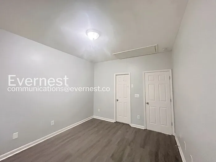 449 Mary St SW — Photo 12