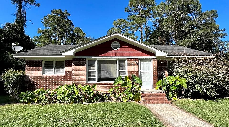 1st image of 119 Puckett Dr
