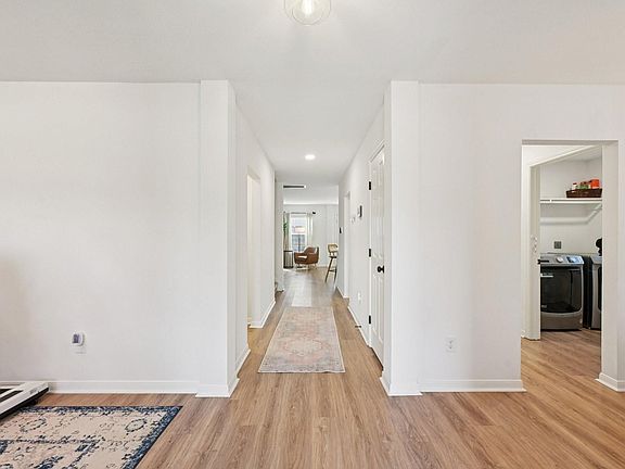 5th image of 2910 Fountain Brook Court