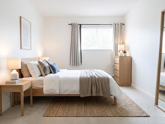 4th image of 1850 Southmere Cres E #205