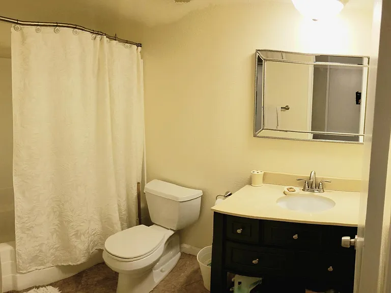 302 E Chestnut Ave #1 — Photo 6
